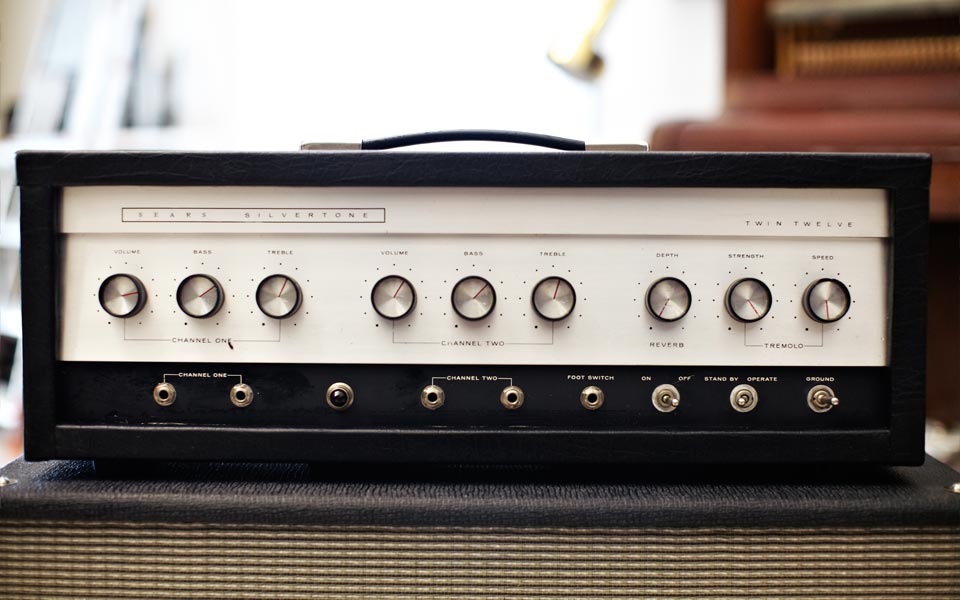 Silvertone guitar amplifier